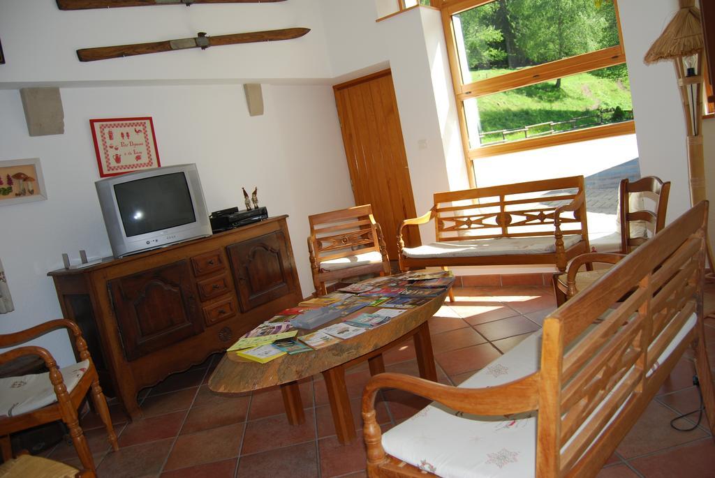 Chambre D'Hotes Kieffer Le Grand Bienfaisy Remiremont Luaran gambar
